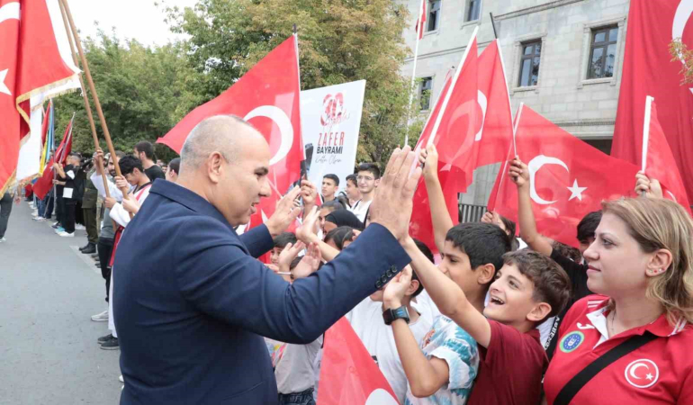 Ağrıda Büyük Taarruzun 102Nci̇ Yılı Coşkuyla Kutlandı