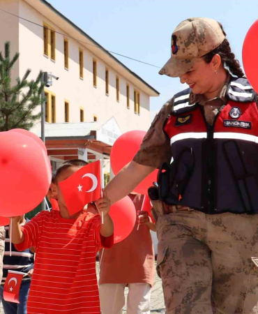 Ağrıda Jandarma Mesleği̇ni̇ Tanıttı
