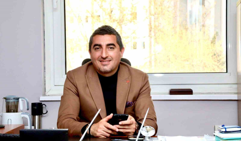 Akay’a yeni görev