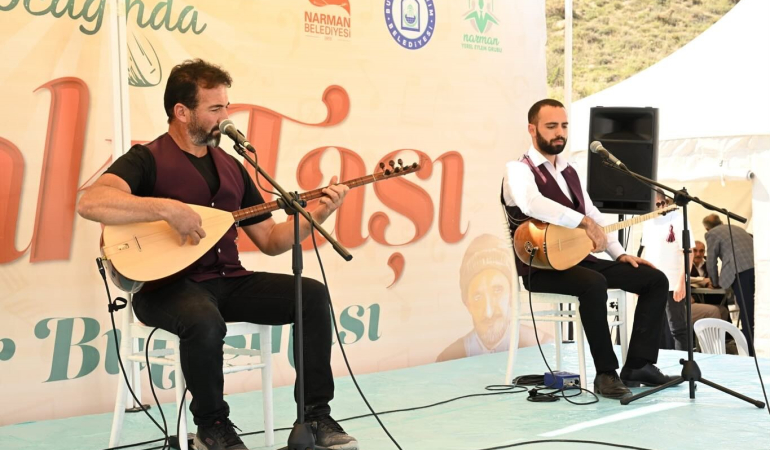Aşıklar Ablak Taşında Buluştu, Sümmani̇ Baba Anıldı