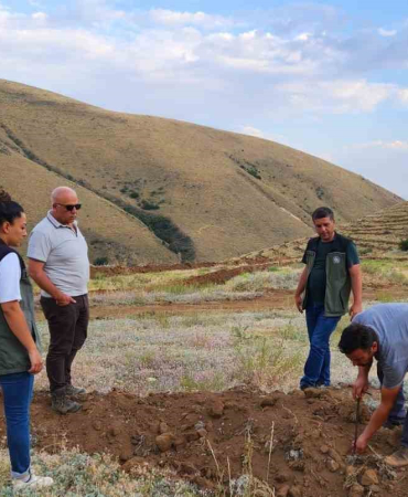 Ayatay, Çayırlı Ve Otlukbeli̇de Yapılan Çalışmaları Yeri̇nde İnceledi̇