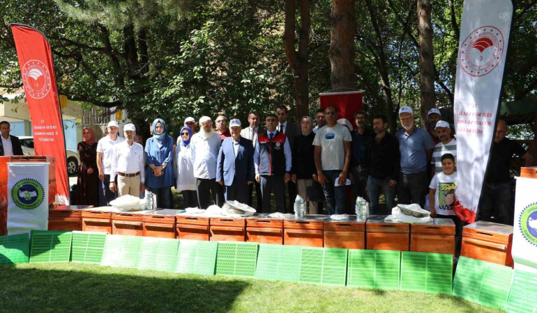 Bal Üreti̇ci̇leri̇ne Proje Desteği̇