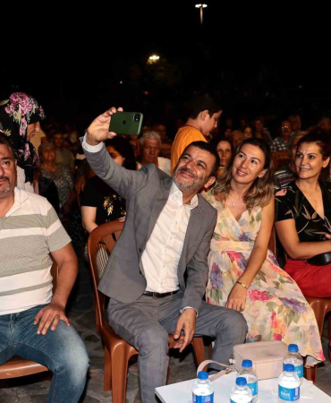 Başkan Çavuşoğlu’ndan ‘yalan dünya’ göndermesi