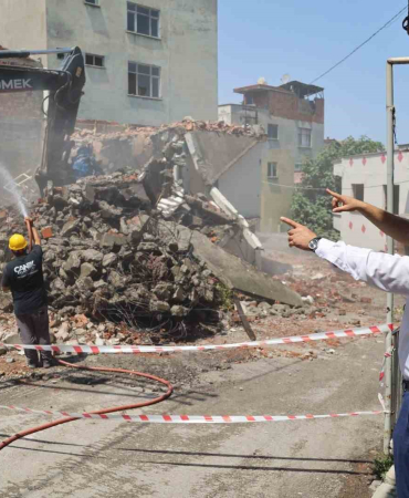 Başkan Sandıkçı: “İlçemize yeni projeler ve yatırımlar kazandırmak için seferberlik halinde çalışıyoruz”