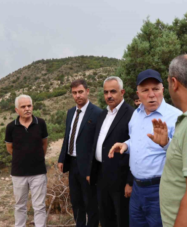 Başkan Sekmen, Oltuda Yapımı Devam Eden Göletlerde İncelemelerde Bulundu