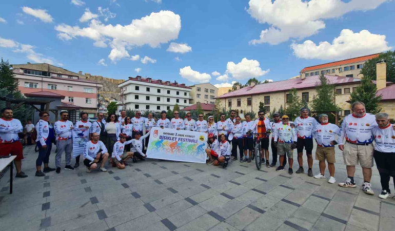 Bayburtta 4 Gün Sürecek Olan Dede Korkut Bi̇si̇klet Festi̇vali̇ Bugün Başlıyor