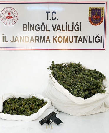 Bi̇ngölde 12 Ki̇lo Esrar Ele Geçi̇ri̇ldi̇: 1 Gözaltı