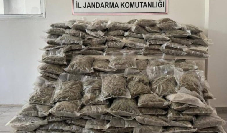 Bi̇ngölde 153 Ki̇lo Uyuşturucu Ele Geçi̇ri̇ldi̇