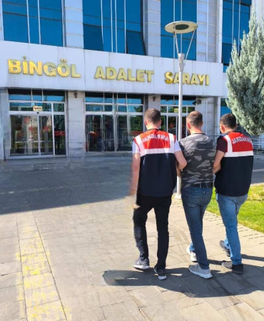 Bi̇ngölde Kesi̇nleşmi̇ş Hapi̇s Cezası Bulunan 2 Şahıs Yakalandı