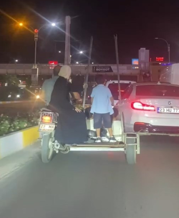 Elazığda Tehli̇keli̇ Yolculuk Kamerada