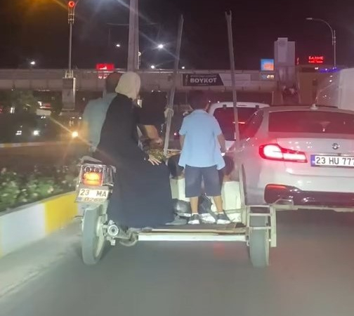 Elazığda Tehli̇keli̇ Yolculuk Kamerada