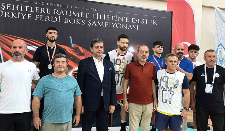 Elazığlı Boksörden Gümüş Ve Bronz Madalya