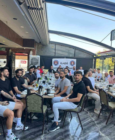 Elazığspor Maç Öncesi̇ Bi̇r Araya Geldi̇