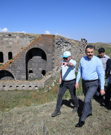 Er-Vaktan Vali̇ Mustafa Çi̇ftçi̇ye Tabyalarda İlk Ders Öneri̇si̇