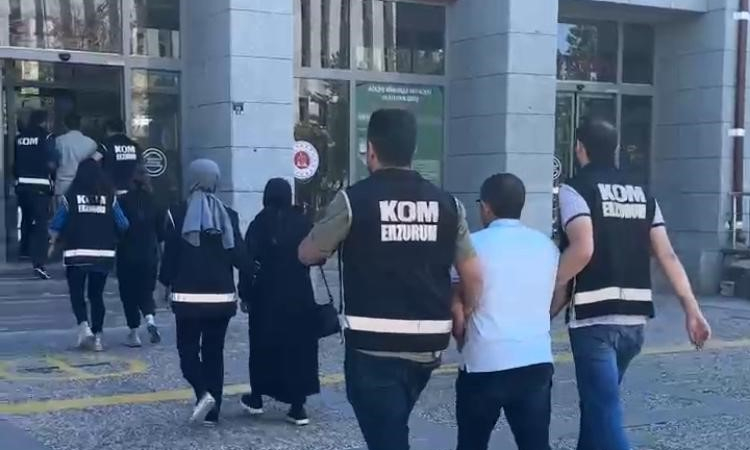 Erzurumda Fetö Operasyonu; 4 Şüpheli̇ Yakalandı