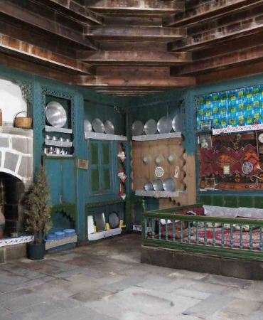 Geleneksel Erzurumevleri̇nde Tandırevi̇
