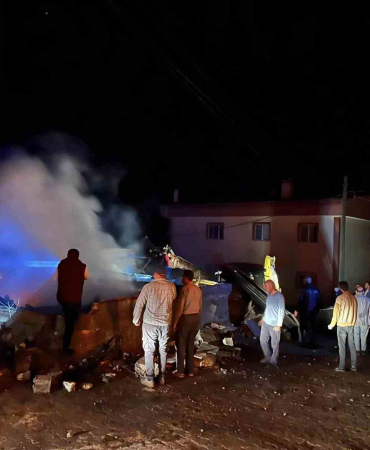 Gümüşhane’de çıkan yangında 10 ev ve ahır kullanılamaz hale geldi