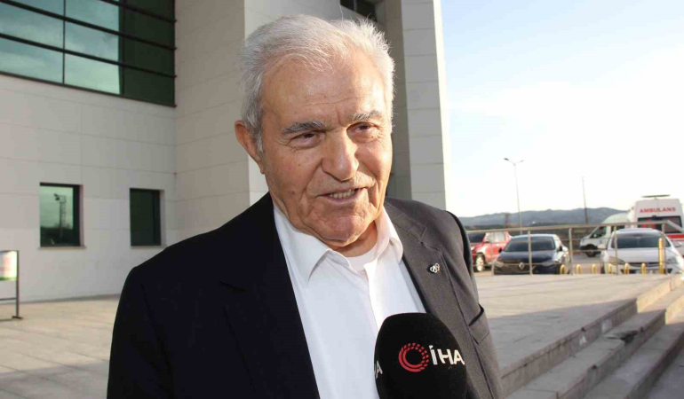 Güreşi̇n Efsanesi̇ Ahmet Ayık Yoğun Bakıma Alındı