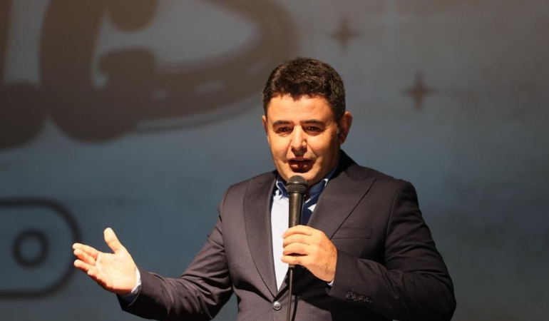 Güründe Başarıya Ödül Yağmuru