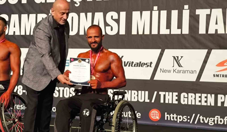 Hali̇t Durak, Türki̇ye Vücut Geli̇şti̇rme Şampi̇yonu Oldu