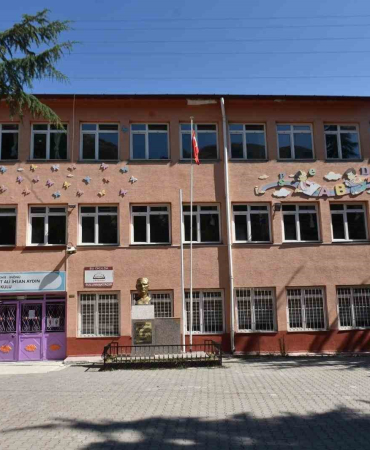 İnönü Belediyesi’nden eğitime destek