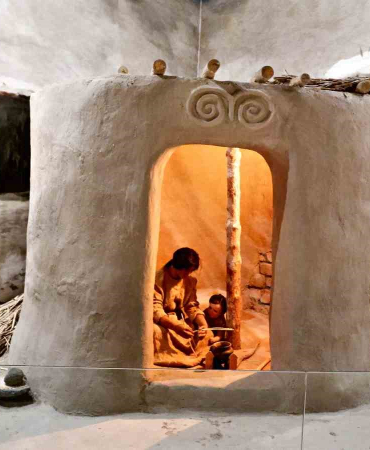 İşte Her Yönüyle; Karaz Kültürü