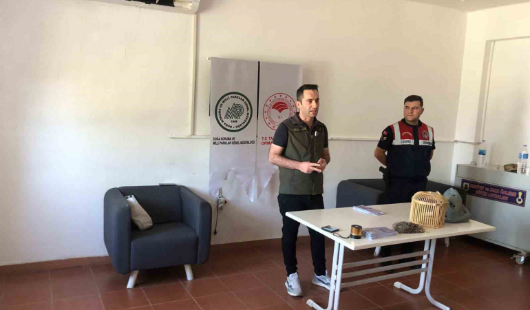 Jandarma Personeli̇ne Doğa Koruma Eği̇ti̇mi̇