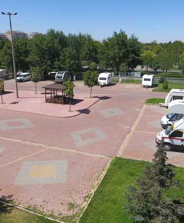 Karatay Karavan Parkı tatilcilerin gözdesi