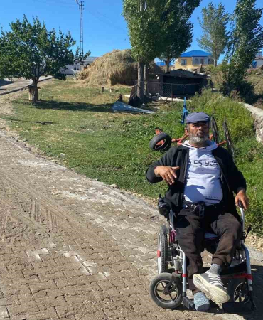 Kaymakam Akköz, Köy Zi̇yaretleri̇ni̇ Sürdürüyor