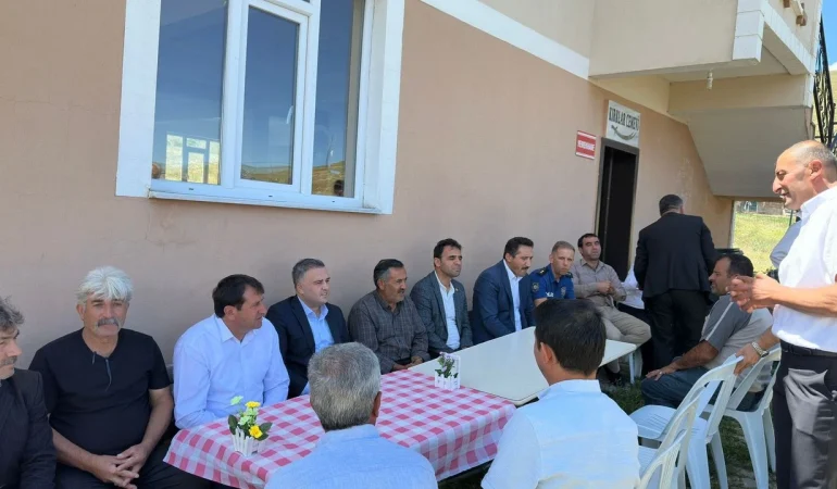 Maden İşçisi Uğur Yıldız İçin Aşure Dağıtıldı