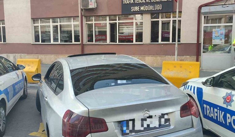 Makas Atması Pahalıya Patladı