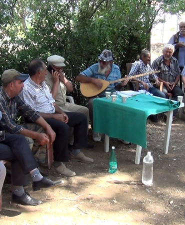 Mehmet Dede Tekkeli’ler aşure gününde bir araya geldi