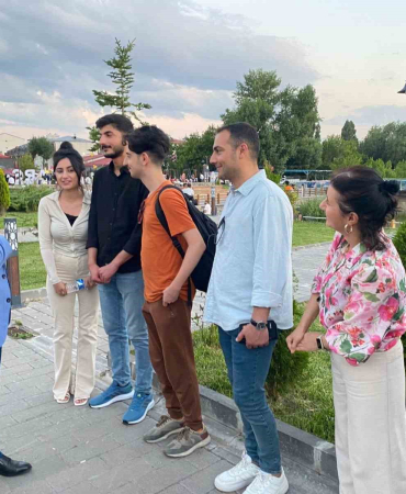 Milletvekili Çalkın, vatandaşlarla sohbet etti, sorunlarını dinledi
