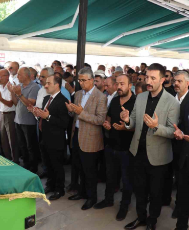 Oltuda Kenan Öğretmen Ebedi̇yete Uğurlandı