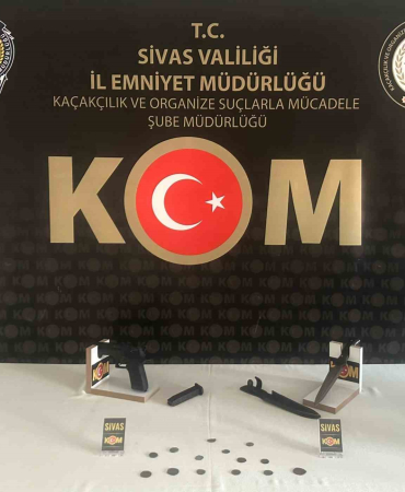 Si̇vasta Kaçakçılık Operasyonu