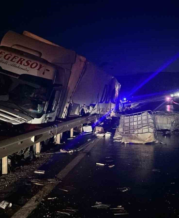 Sıvı Gübre Yüklü Tır Kaza Yaptı: 1 Yaralı