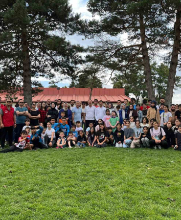 ‘Sosyal Medyadan Sosyal Meydana Projesi̇, Festi̇val Havasında Geçti̇