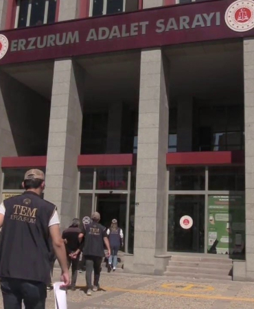 Sözde Kürt Kızılayı Adına Para Topluyorlardı