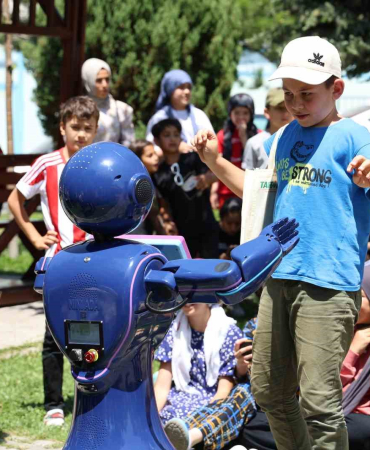Tatile gidemeyen çocuklar muhtar sayesinde unutulmaz bir gün yaşadı