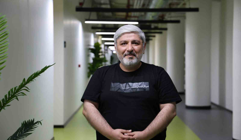 Terör Örgütleri̇ Sempati̇ Artırmak İçi̇n Oyunları Kullanabi̇li̇yor