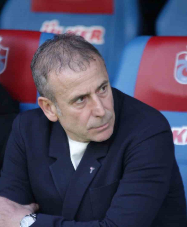 Trabzonsporda Kri̇ti̇k Saatler