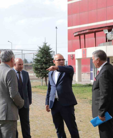 Vali̇ Koç, Kyk Yurtlarında İncelemede Bulundu
