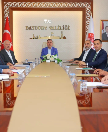 Yükseköğreti̇m Güvenli̇ği̇ Koordi̇nasyon Ve Öğrenci̇ Yurtlan Değerlendi̇rme Toplantısı Yapıldı
