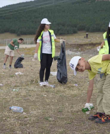 1 Tondan Fazla Çöp Topladılar