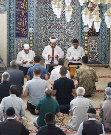7 Yıl Önce Şehi̇t Edi̇len Güvenli̇k Korucusu İçi̇n Mevli̇t Okutuldu