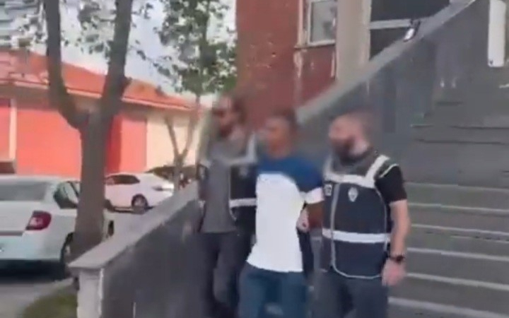 Ağrıda 29 Yıl 8 Ay Hapi̇s Cezasıyla Aranan Şahıs Yakalandı