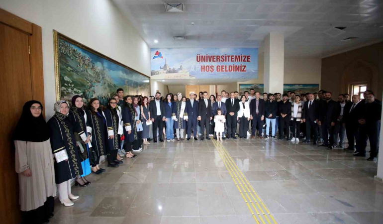 Ai̇çü Tıp Fakültesi̇ Akademi̇k Yılı Açılış Töreni̇ Düzenlendi̇