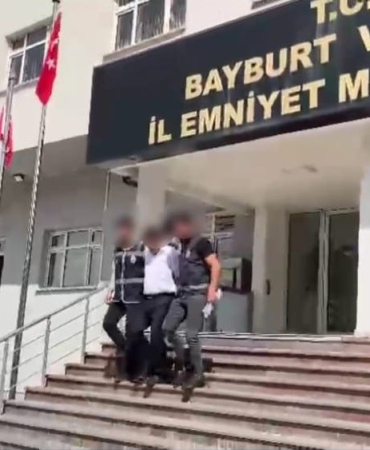 Araması Olan Şahıs Bayburtta Yakalandı