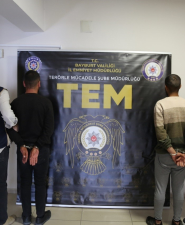 Ararat Çi̇ya Kod Adlı Teröri̇stle Bi̇rli̇kte 1 Teröri̇st Daha Bayburtta Yakalandı