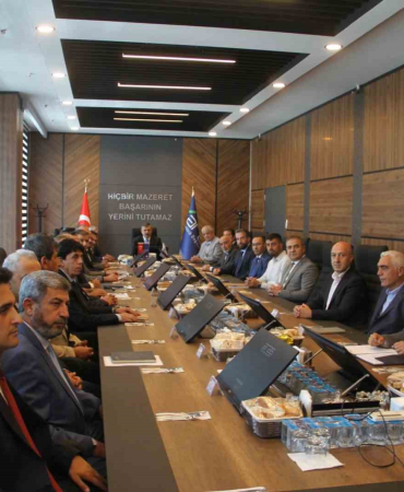 Aras Edaş Ev Sahi̇pli̇ği̇nde Alt Yapı Koordi̇nasyon Toplantısı Yapıldı